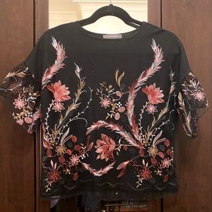 Floral embroidered dress shirt